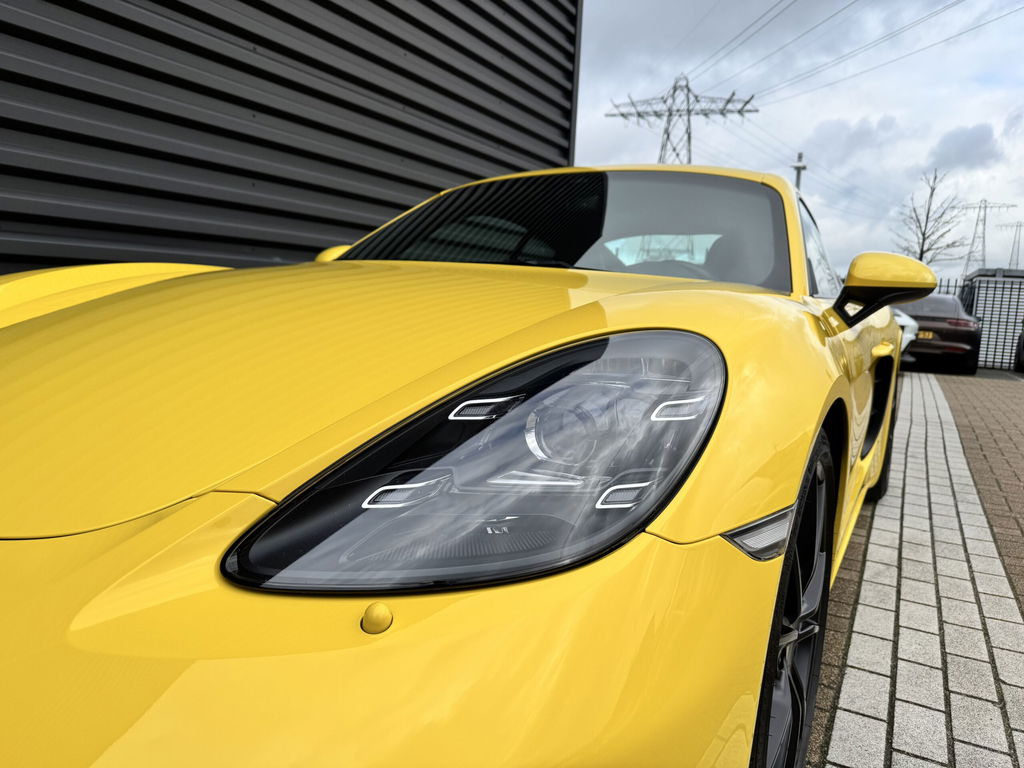Porsche 718 Cayman S
