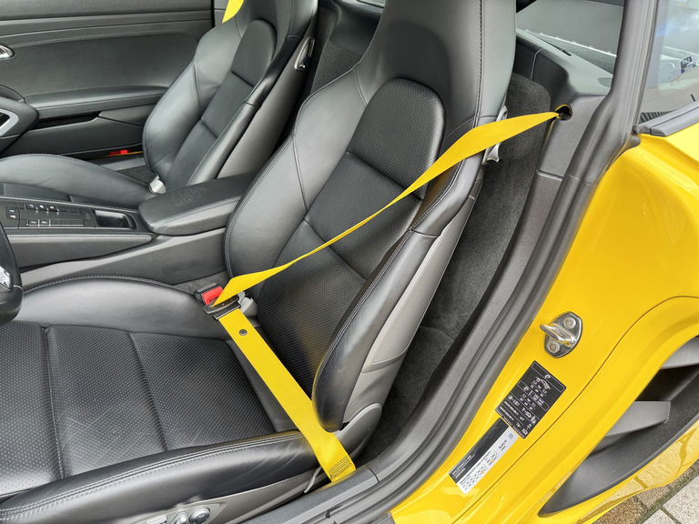 Porsche 718 Cayman S