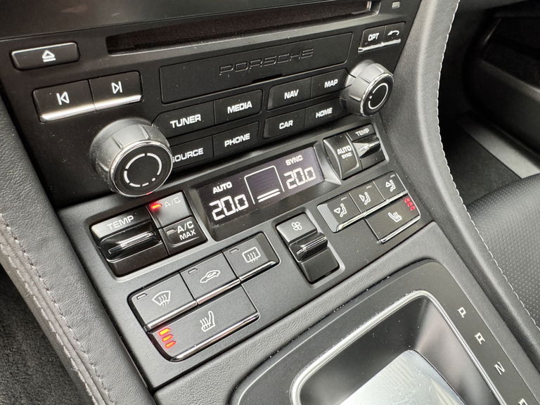 Porsche 718 Cayman S