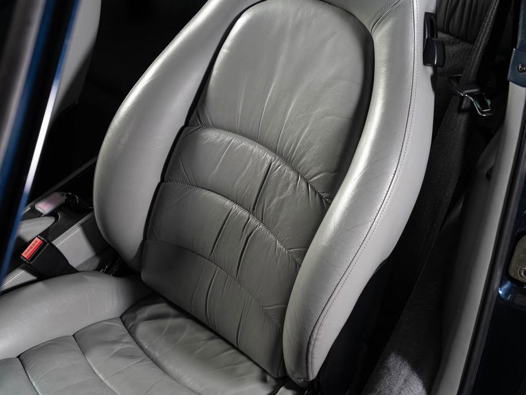 Porsche 993 Carrera 4S