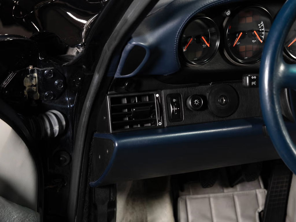 Porsche 993 Carrera 4S