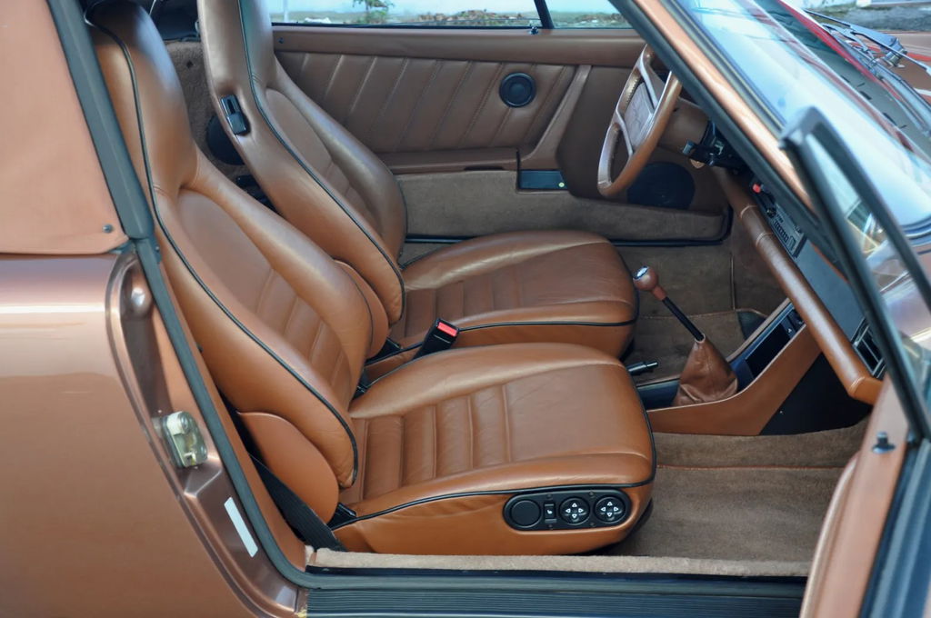 Porsche 911 Carrera 3.2