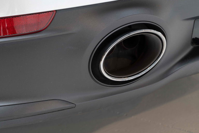 Porsche 992 Carrera 4 GTS