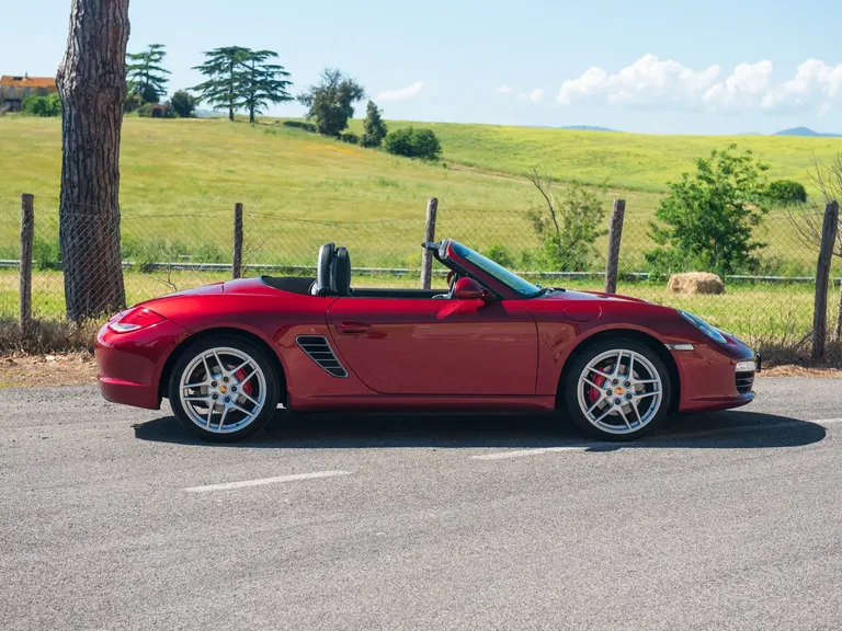 The Porsche Boxster 987 turns 20 – Is it the perfect first Porsche?