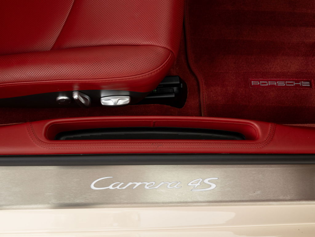 Porsche 997.2 Carrera 4S