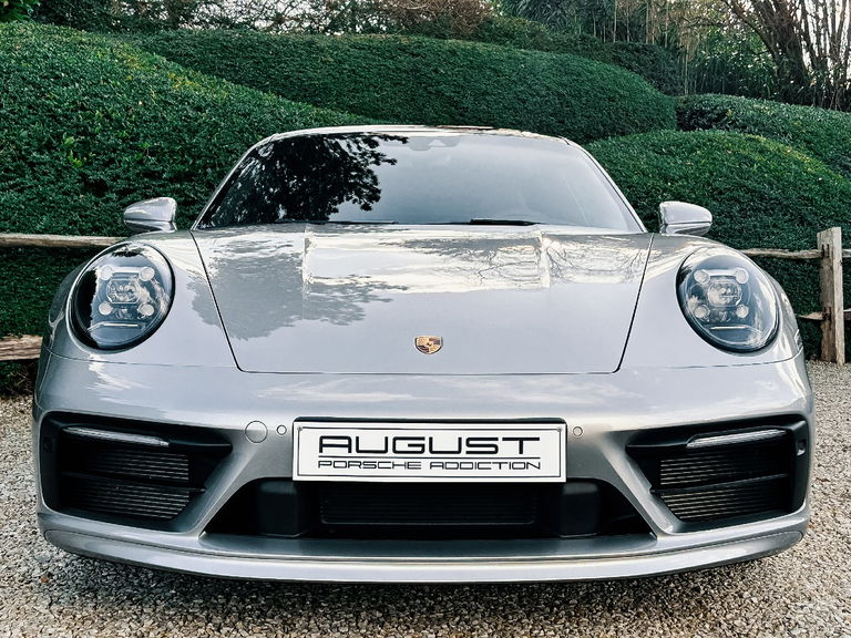 Porsche 992 Carrera 4S