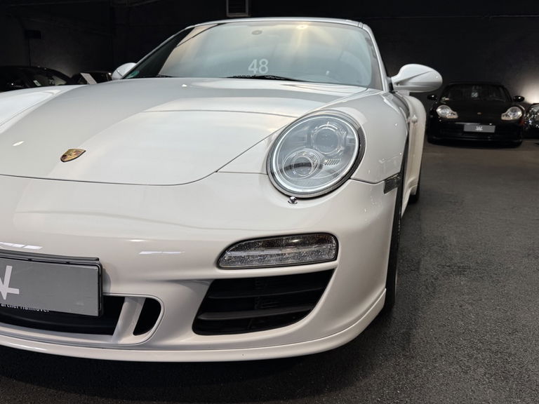 Porsche 997.2 Carrera GTS