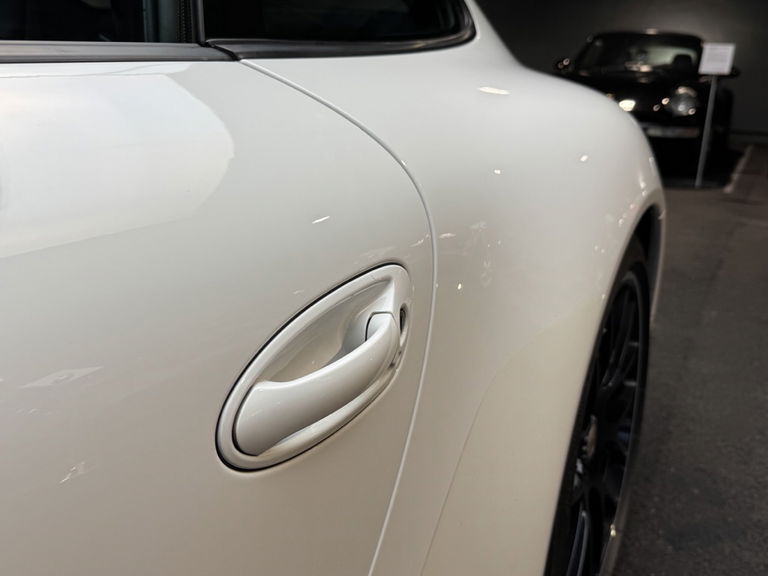 Porsche 997.2 Carrera GTS