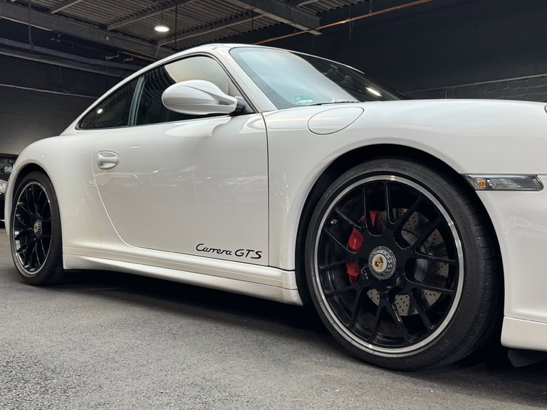 Porsche 997.2 Carrera GTS