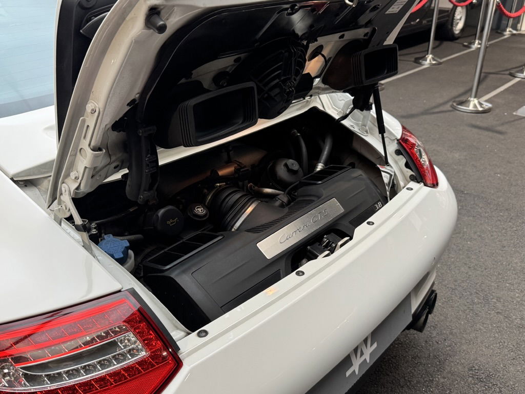 Porsche 997.2 Carrera GTS