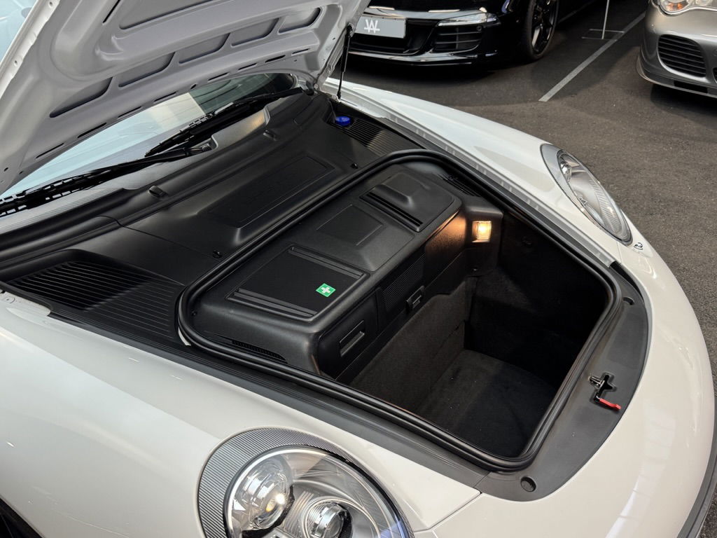 Porsche 997.2 Carrera GTS