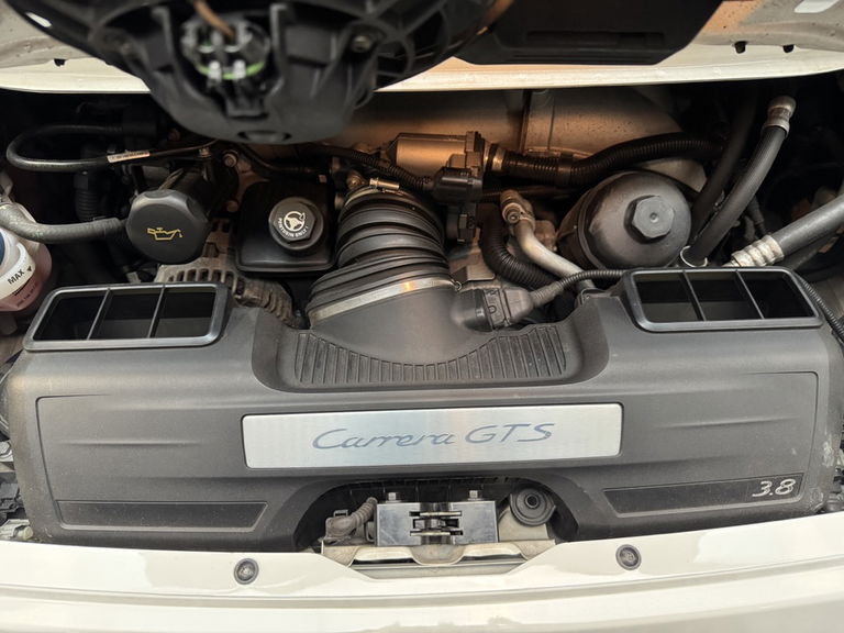 Porsche 997.2 Carrera GTS