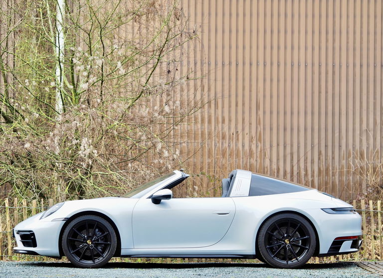 Porsche 992 Targa 4