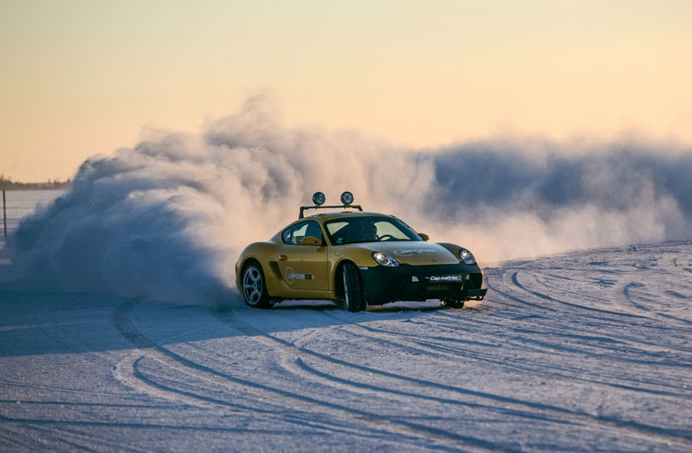 Lapland Ice Driving – Arktisches Präzisionstraining für Porsche-Enthusiasten