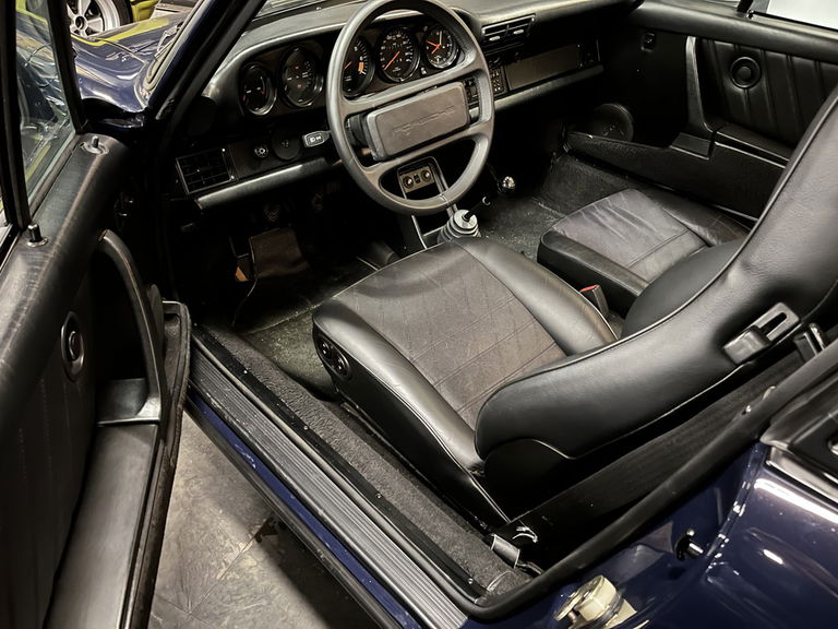 Porsche 911 Carrera 3.2