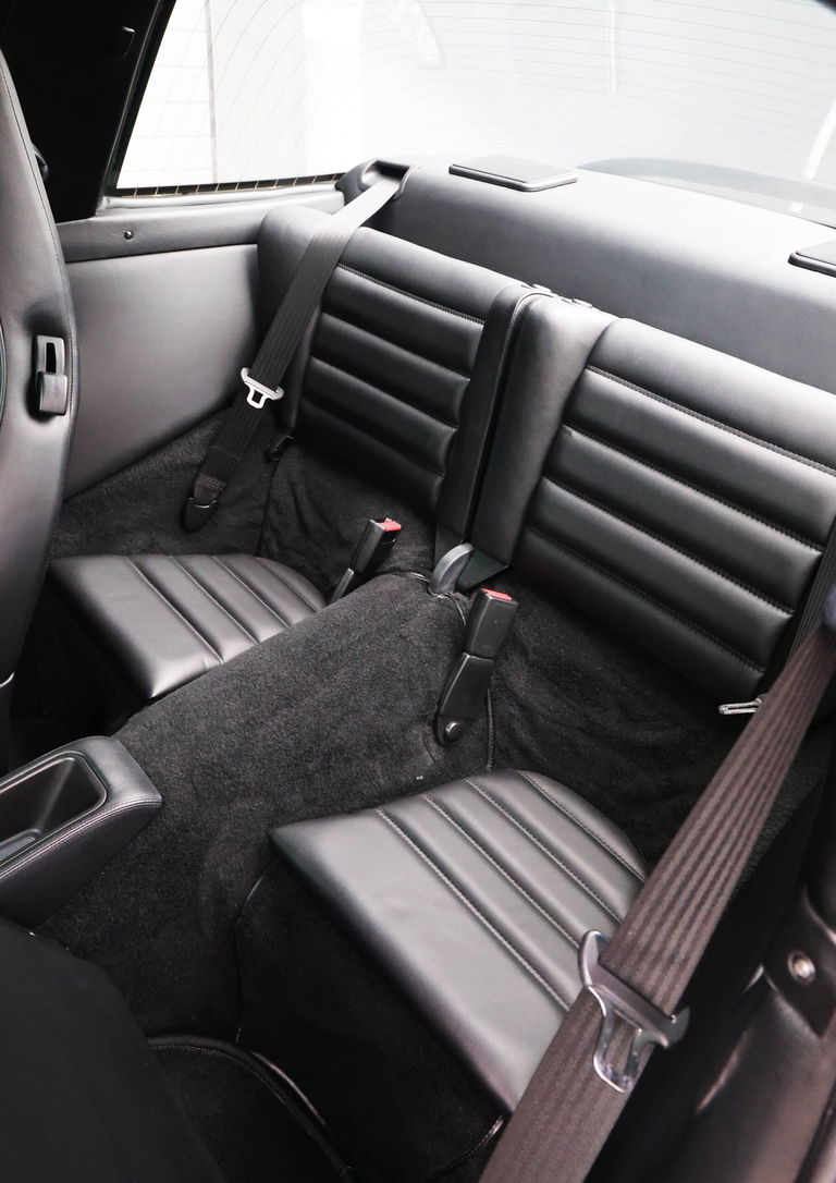 Porsche 964 Carrera 4