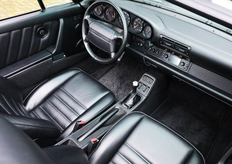 Porsche 964 Carrera 4