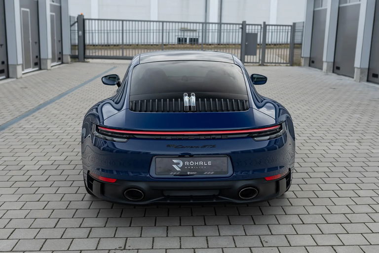 Porsche 992 Carrera GTS