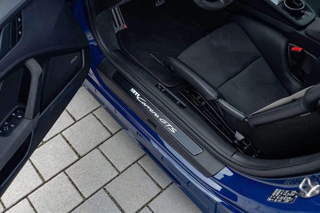 Porsche 992 Carrera GTS