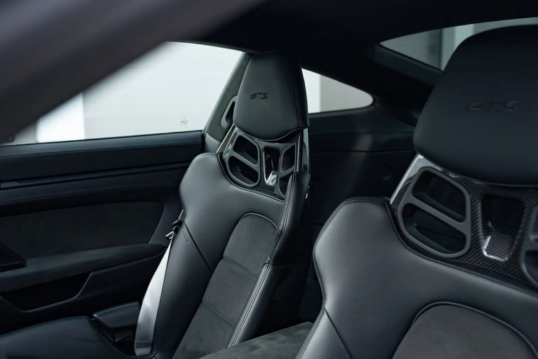 Porsche 992 Carrera GTS