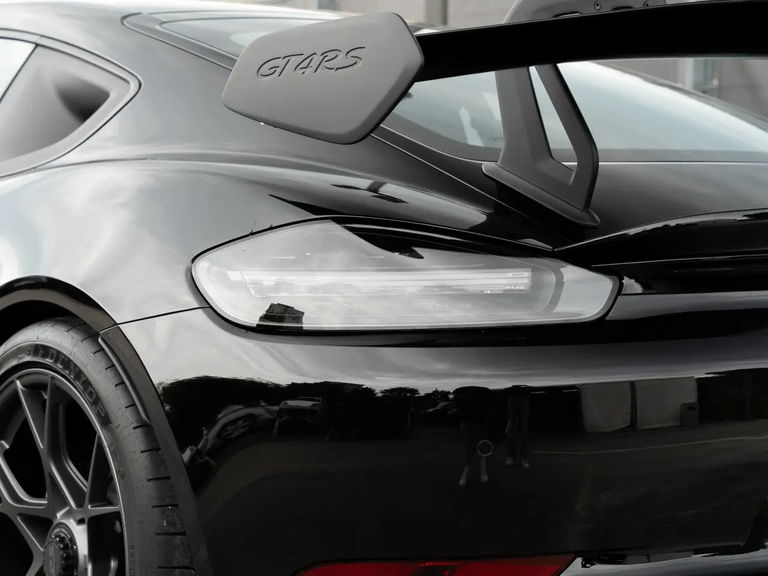 Porsche 718 Cayman GT4 RS