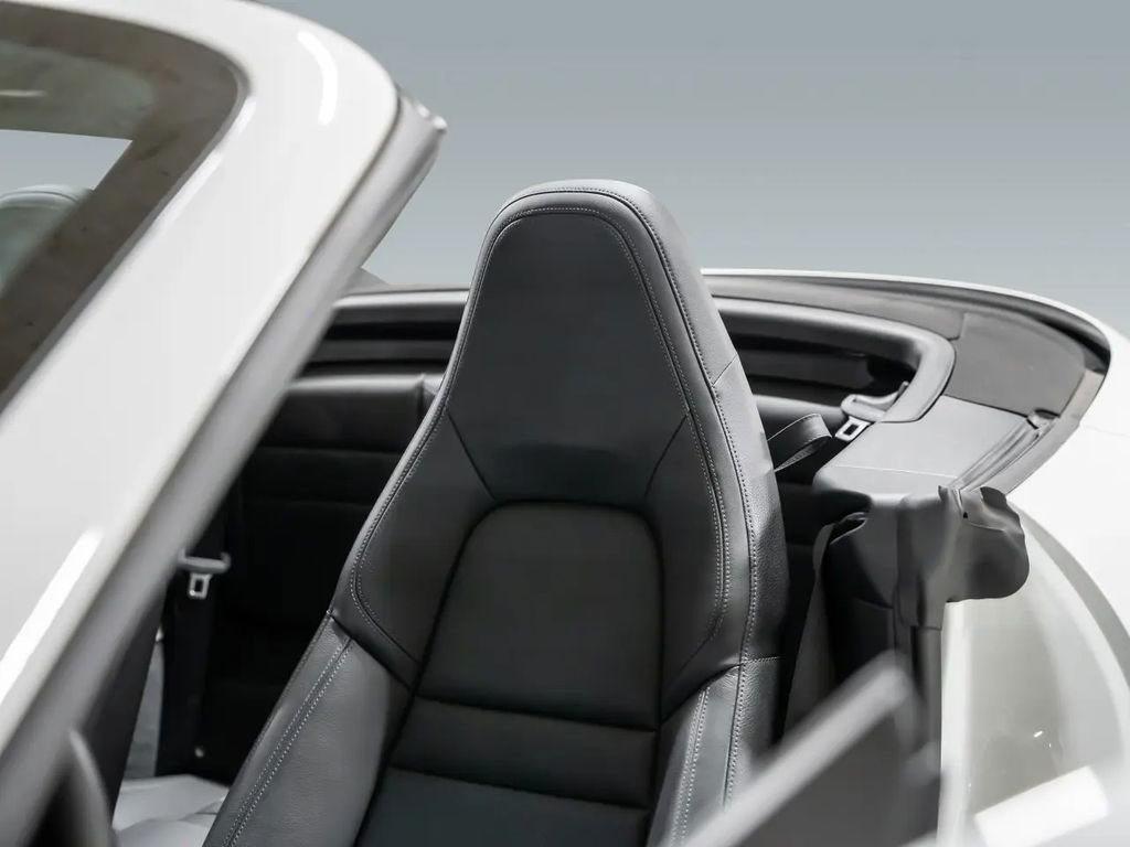 Porsche 992 Carrera S