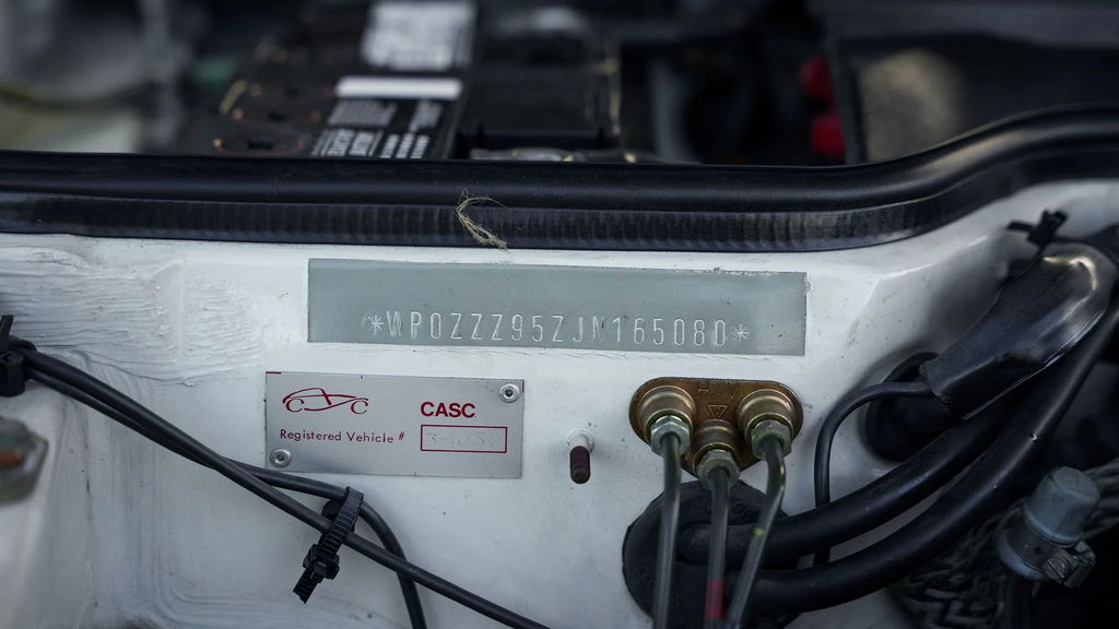 Porsche 944 Turbo Cup