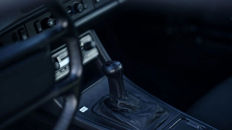 Porsche 944 Turbo Cup