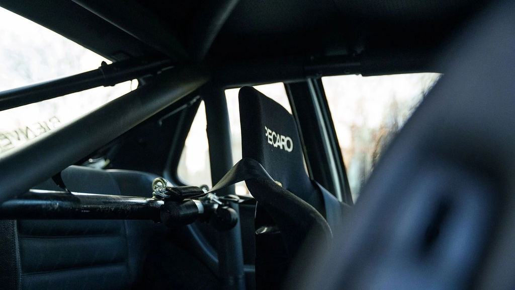 Porsche 944 Turbo Cup