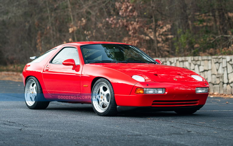 Porsche 928 GTS