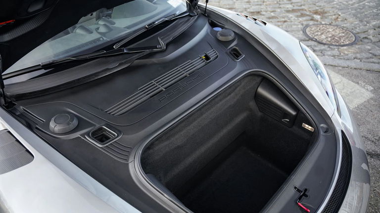 Porsche 718 Cayman GT4 RS