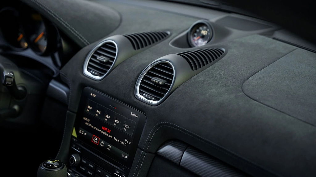 Porsche 718 Cayman GT4 RS