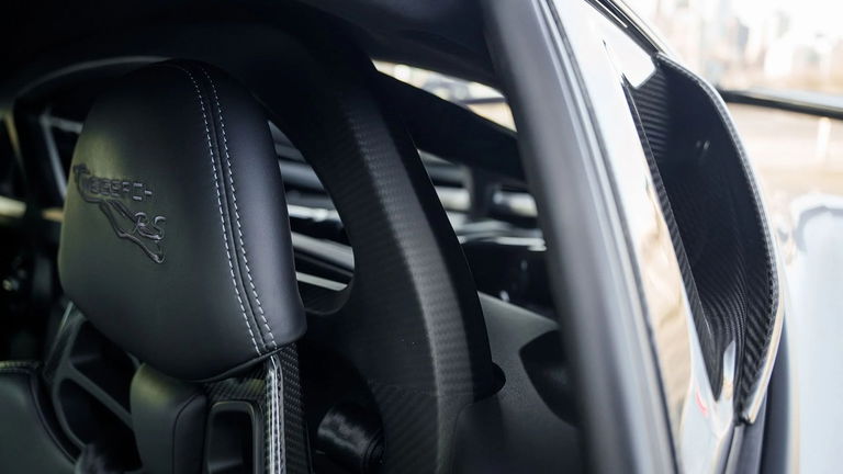 Porsche 718 Cayman GT4 RS