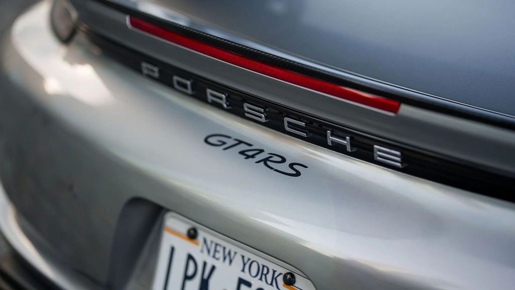 Porsche 718 Cayman GT4 RS