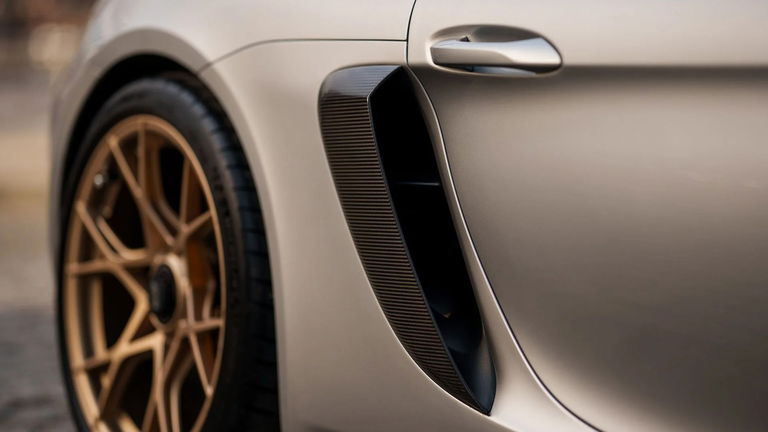 Porsche 718 Cayman GT4 RS