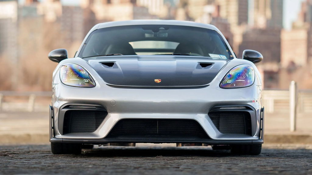 Porsche 718 Cayman GT4 RS