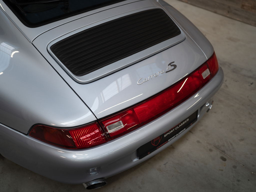 Porsche 993 Carrera 4S