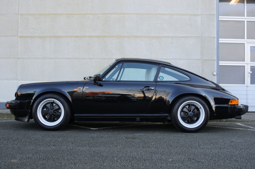 Porsche 911 Carrera 3.2 (KAT)