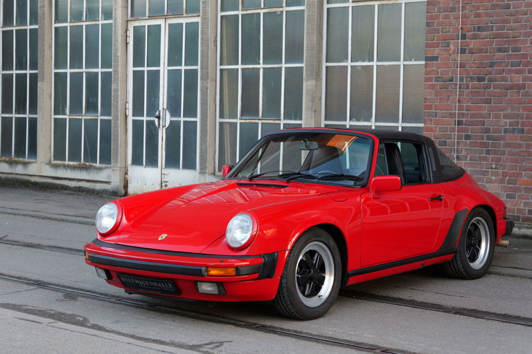Porsche 911 Carrera 3.2 (US)