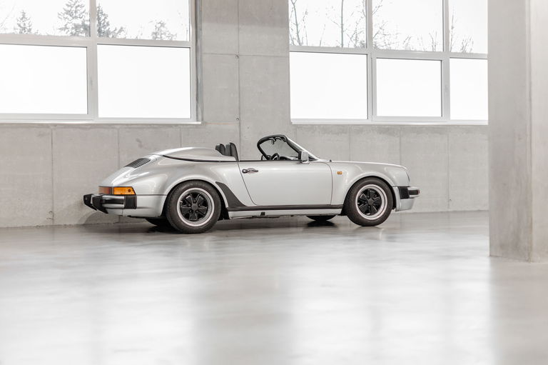 Porsche 911 Carrera 3.2 Speedster