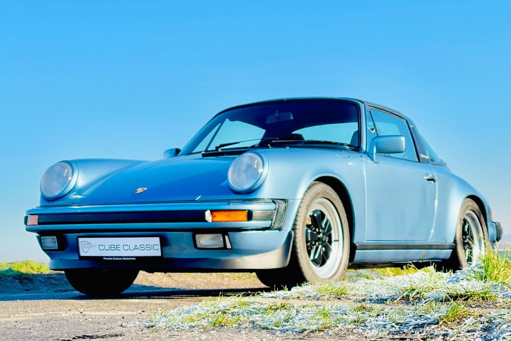 Porsche 911 Carrera 3.2 (KAT)