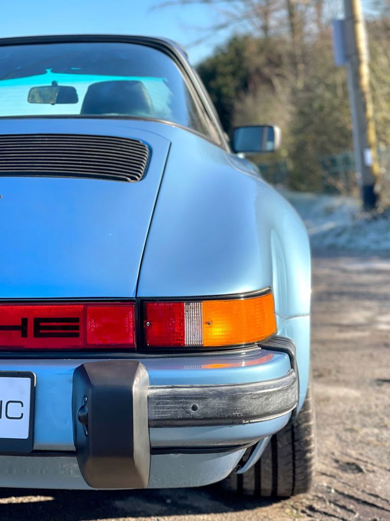 Porsche 911 Carrera 3.2 (KAT)