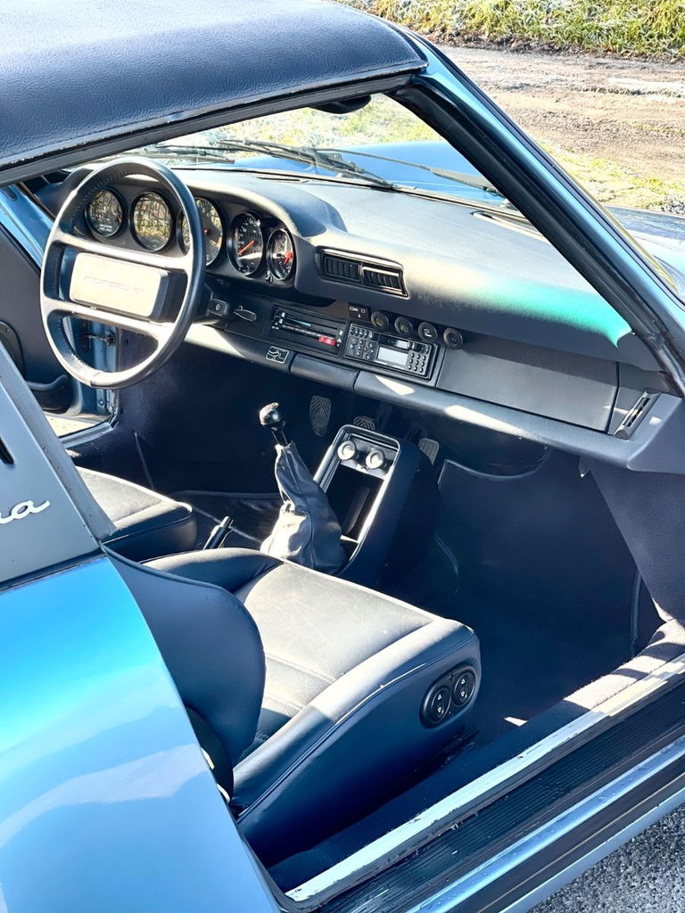 Porsche 911 Carrera 3.2 (KAT)