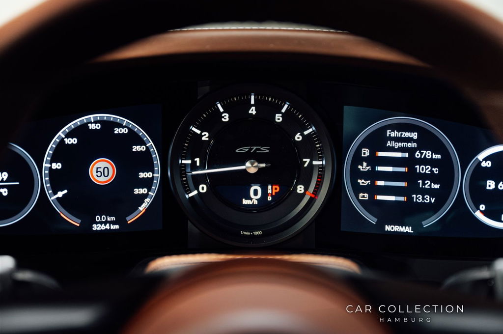 Porsche 992 Carrera GTS