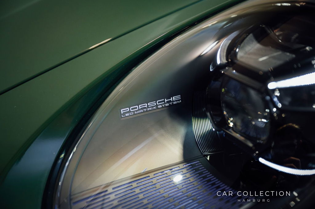 Porsche 992 Carrera GTS