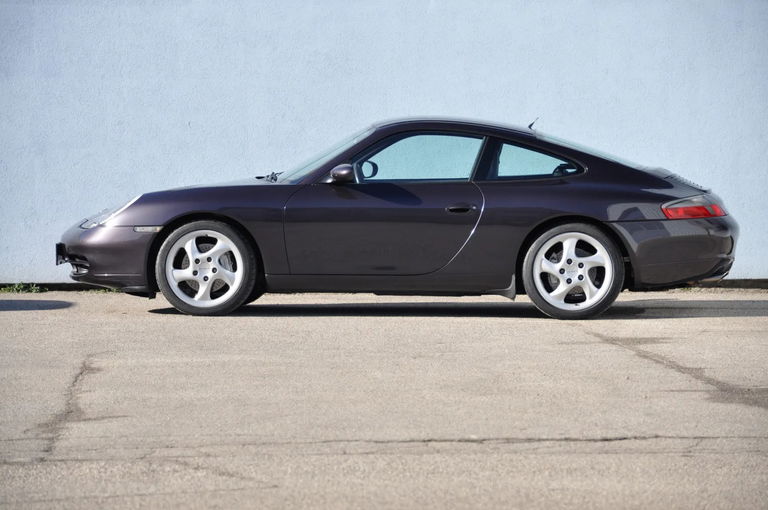 Porsche 996 Carrera 4