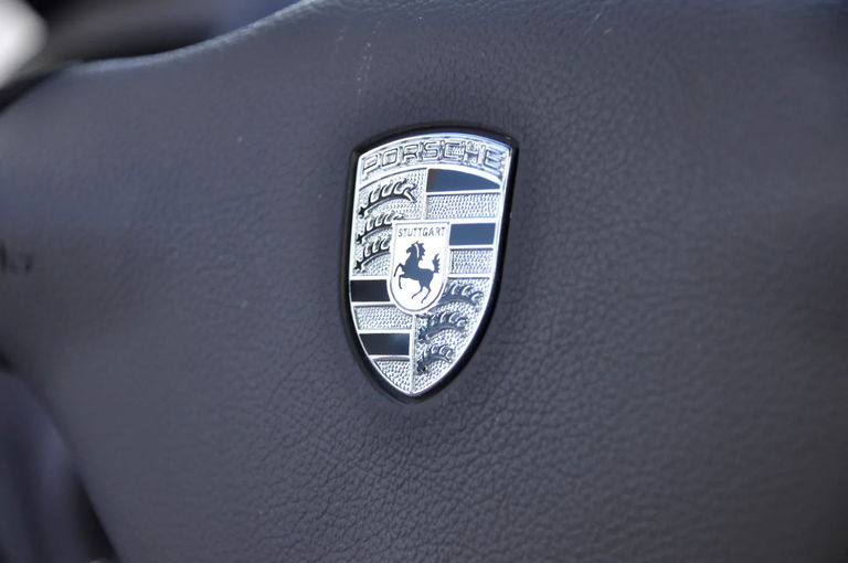 Porsche 996 Carrera 4