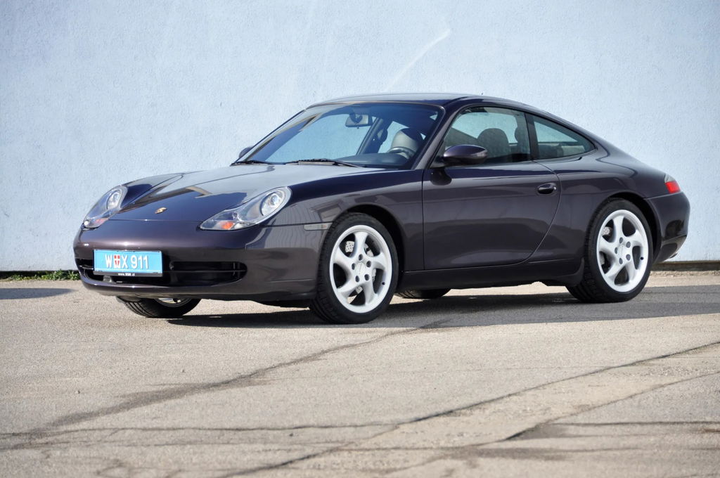 Porsche 996 Carrera 4