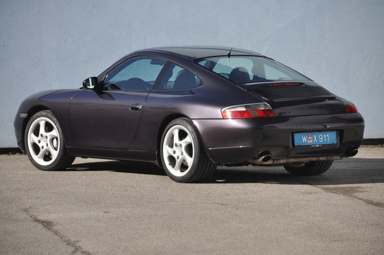 Porsche 996 Carrera 4