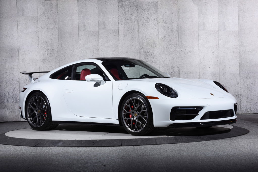 Porsche 992 Carrera 4S